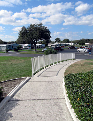 Foxwood Lake Estates Walkway and Mailboxes Lakeland FL